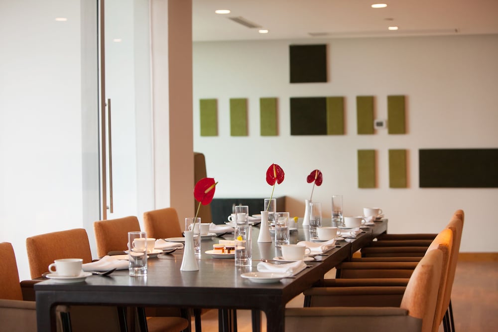 Novotel Chennai Sipcot 66/75