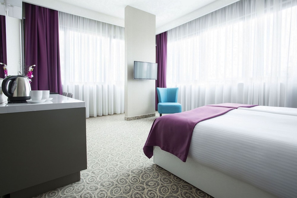 Radisson RED Belgrade 15/64