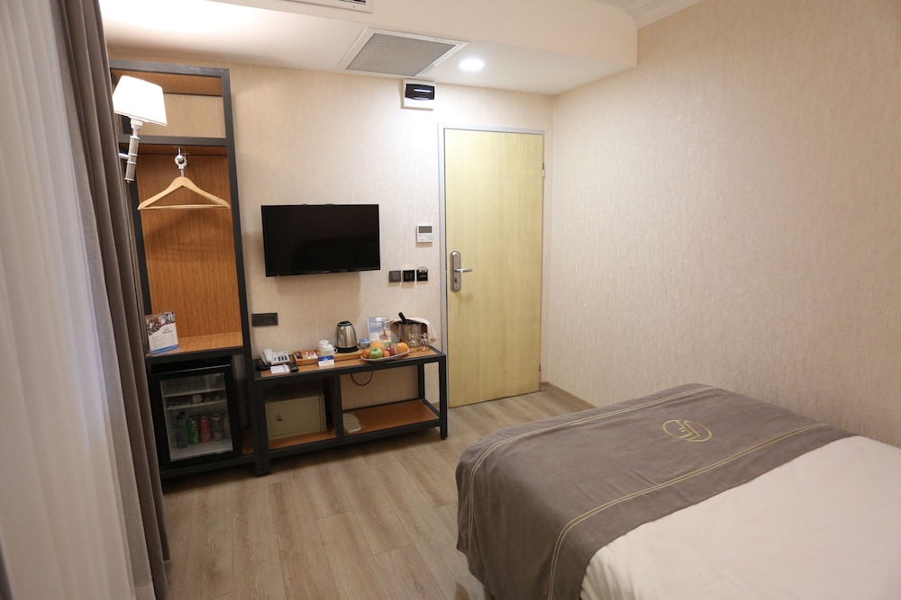 Fuar Hotel 26/50