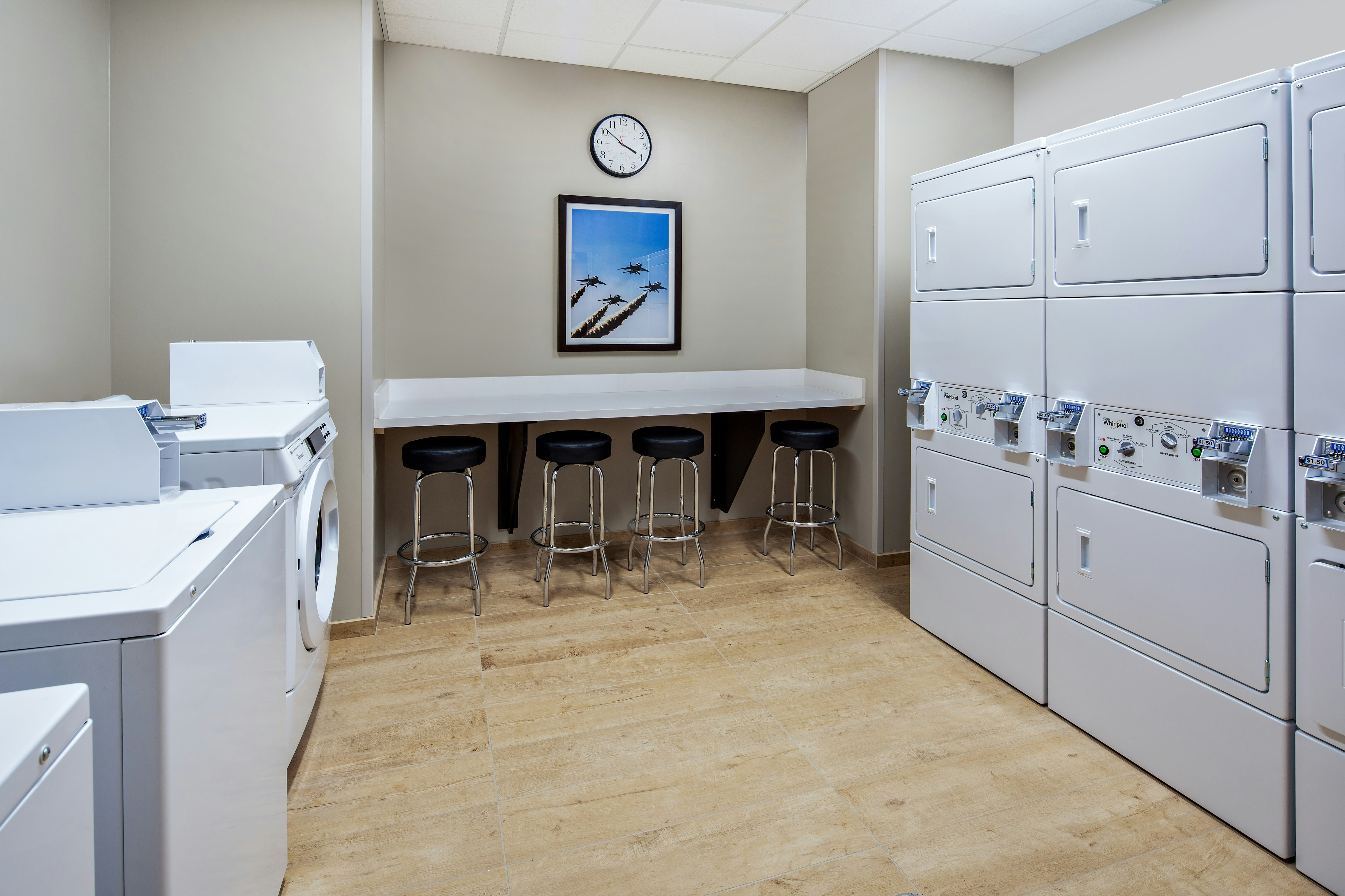 Hampton Inn and Suites San Diego Airport Liberty Station 44/46