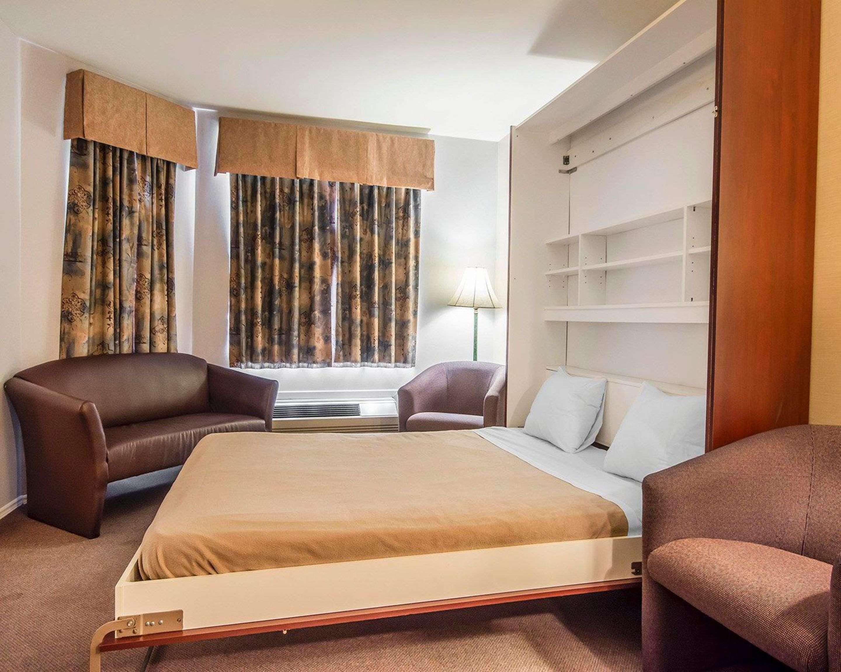 Efficiency, Suite, 2 Queen Beds, Accessible