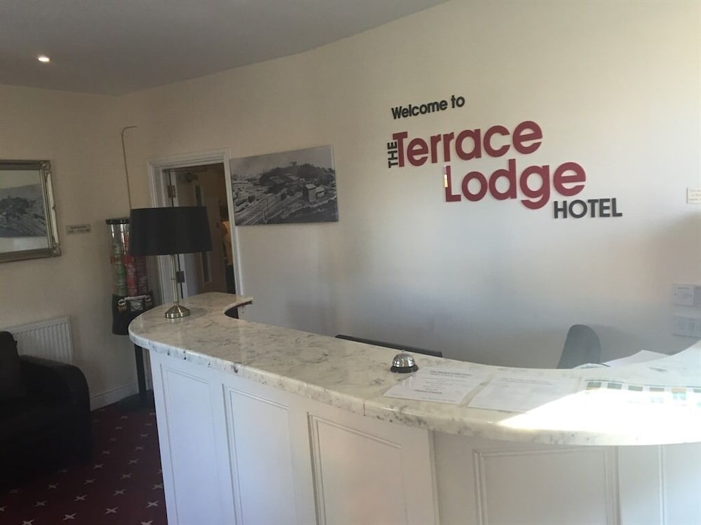 The Terrace Lodge Hotel 8/48
