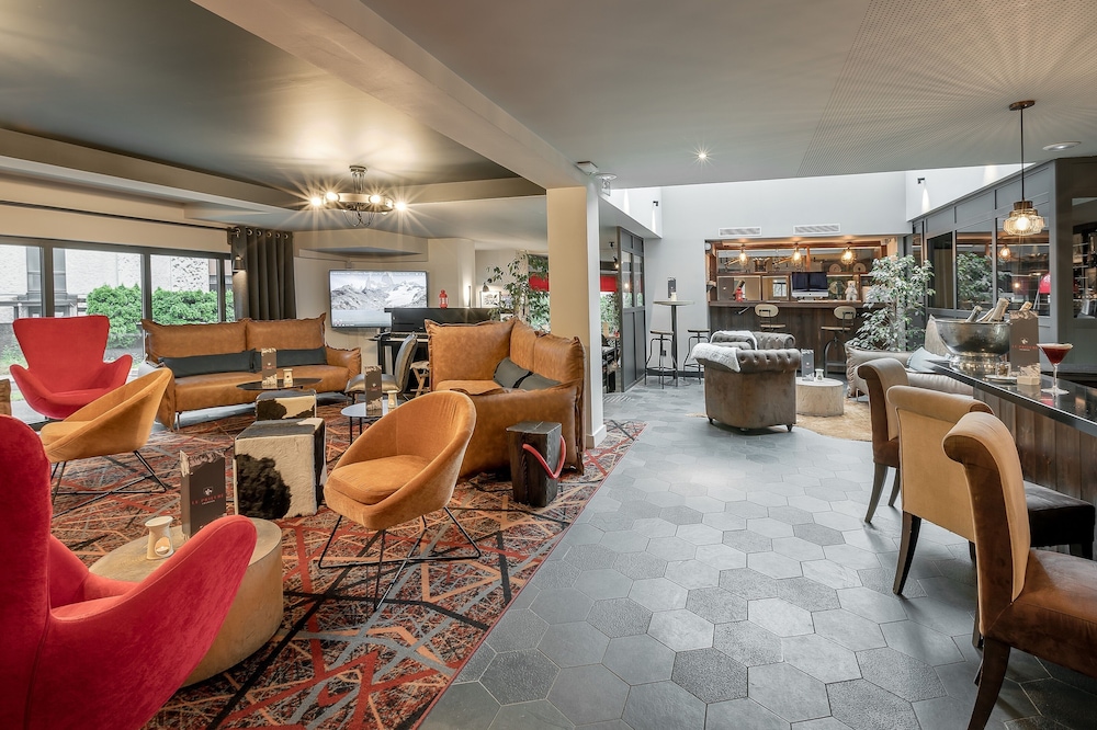 Chalet Hotel le Prieure and Spa 65/87