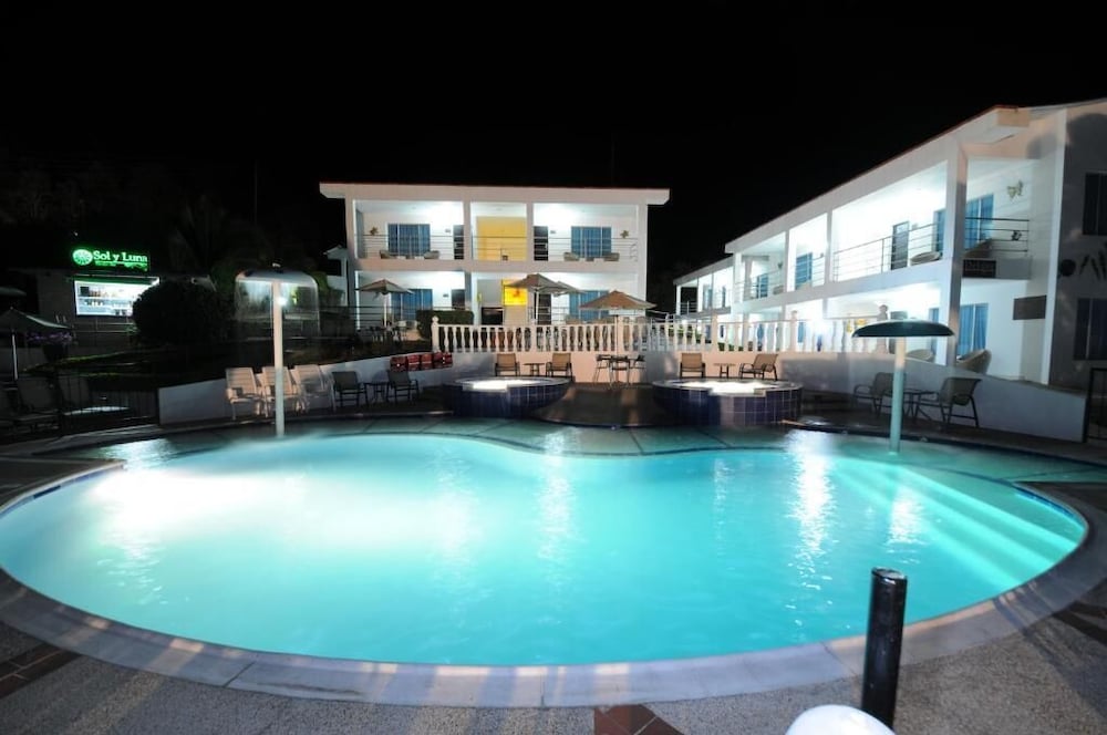 Villeta Boutique Hotel Spa 31/37