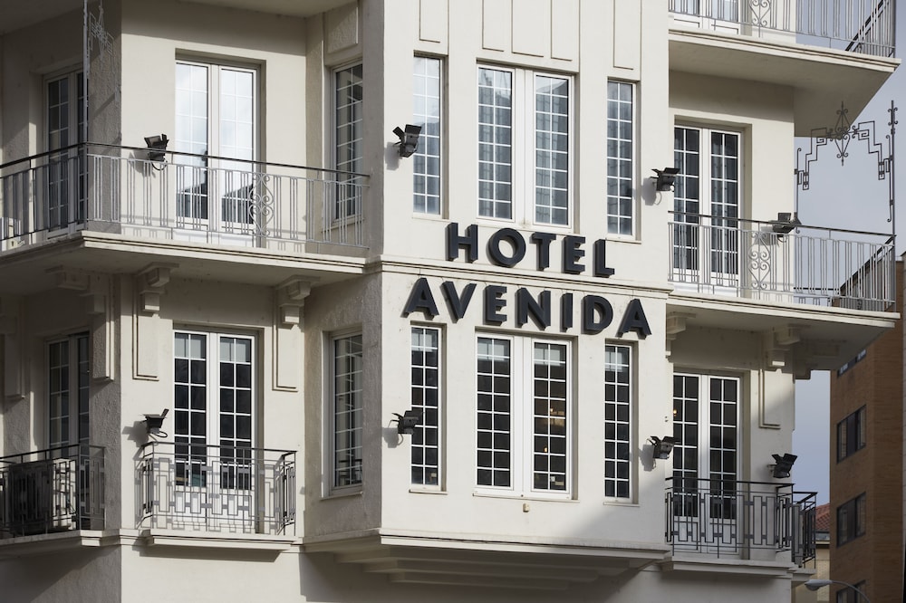 HOTEL AVENIDA(aka Husa Avenida) 4/52