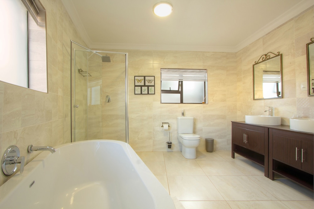 Royal Hills Lodge and Spa 40/41