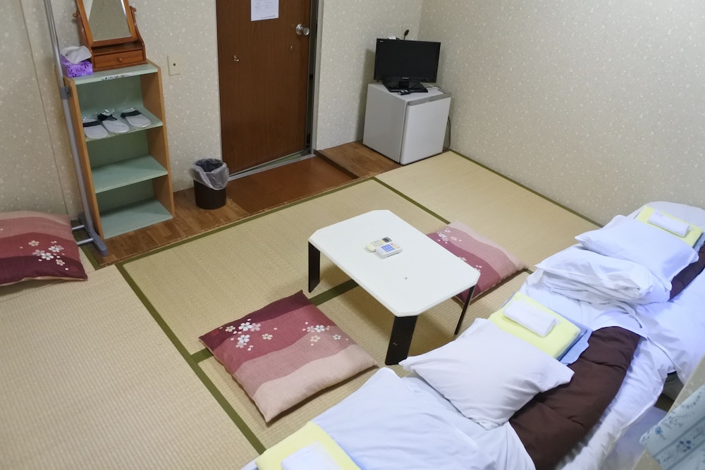 Hotel Mikado 34/67