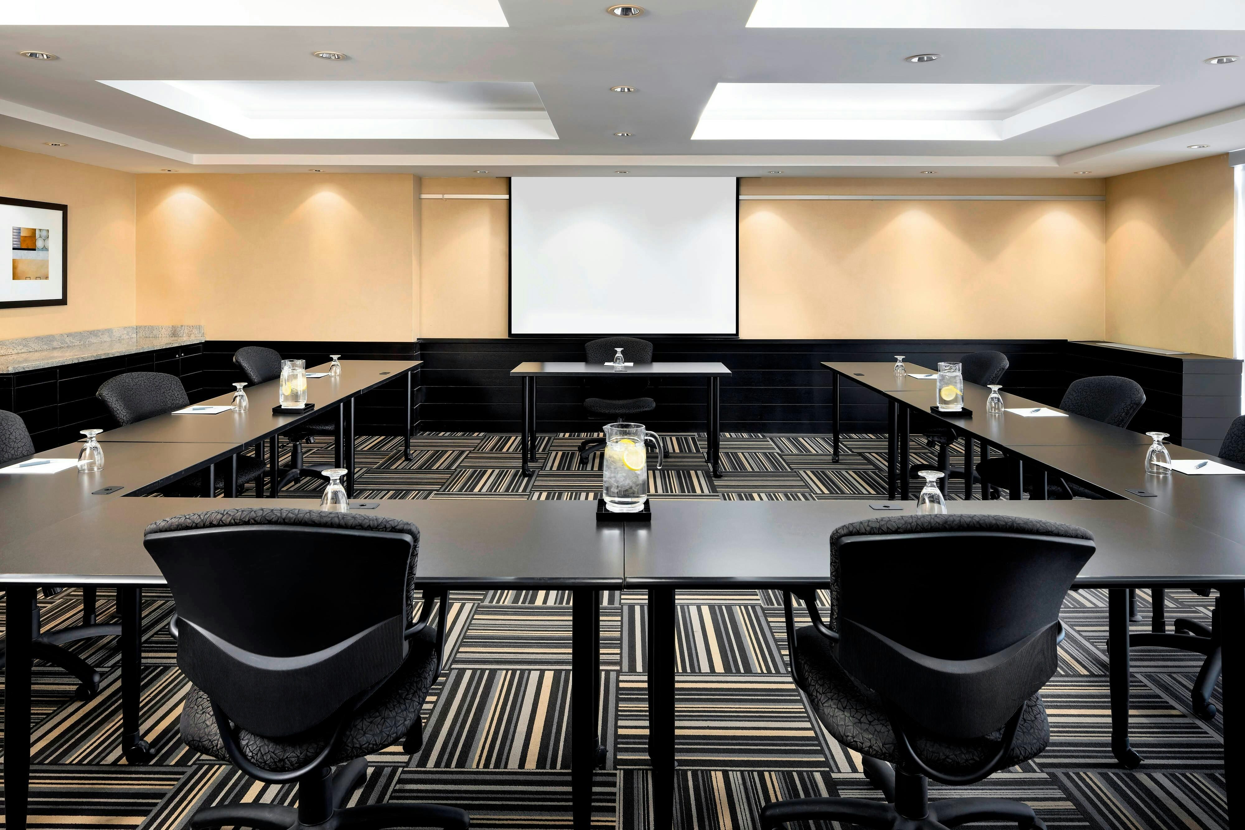 Four Points By Sheraton Meadowvale 7/9