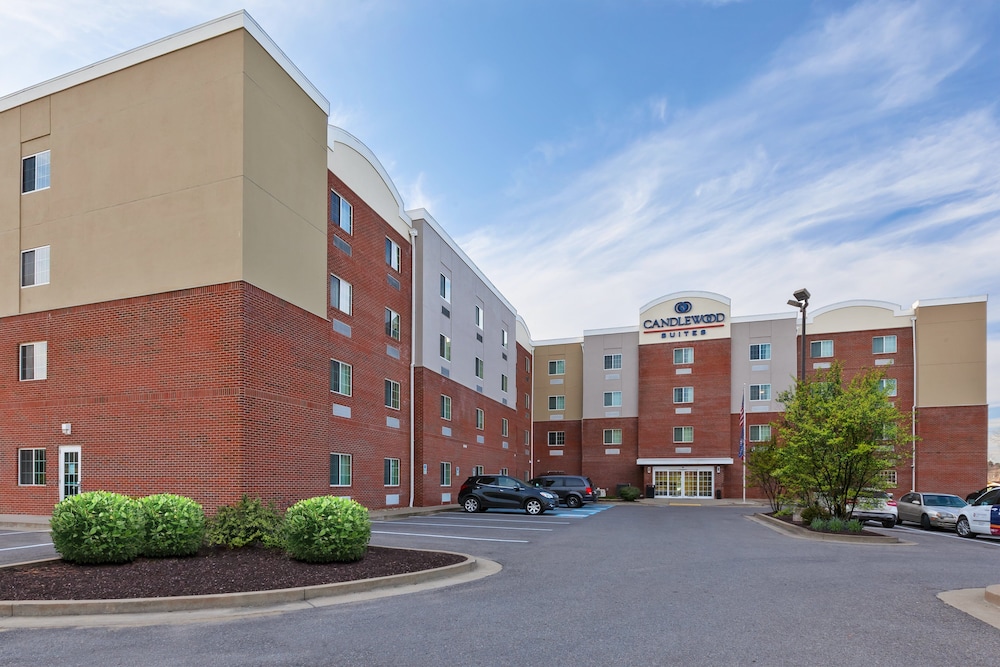 Candlewood Suites Washington North 3/58