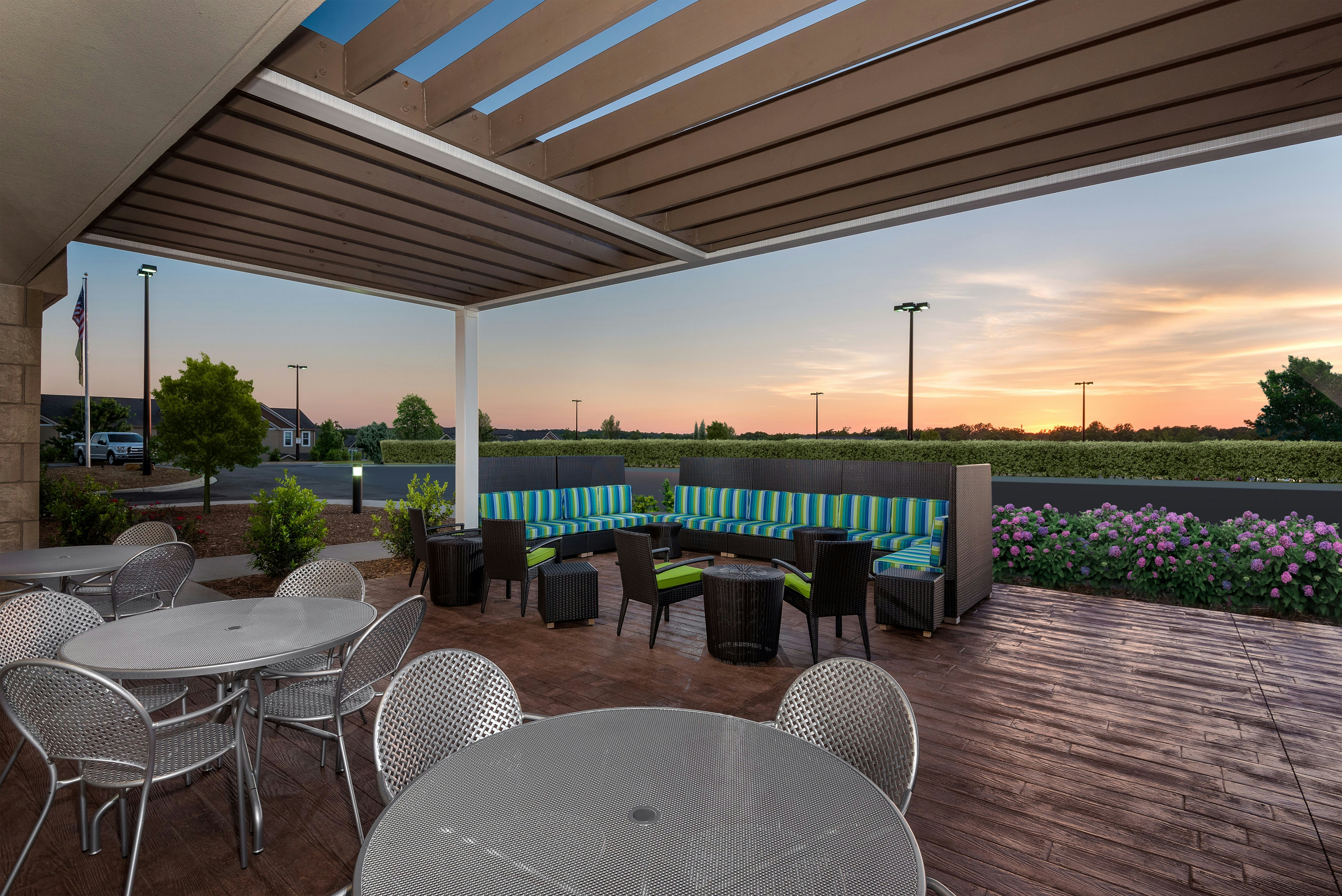 HOME2 SUITES BY HILTON CHARLOTTE UNIVERSITY RESEARCH PARK 11/22