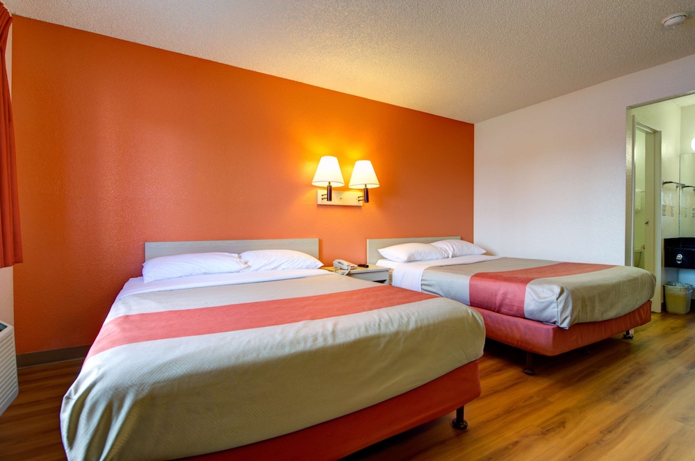 Motel6 Seattle, WA - Airport 28/47