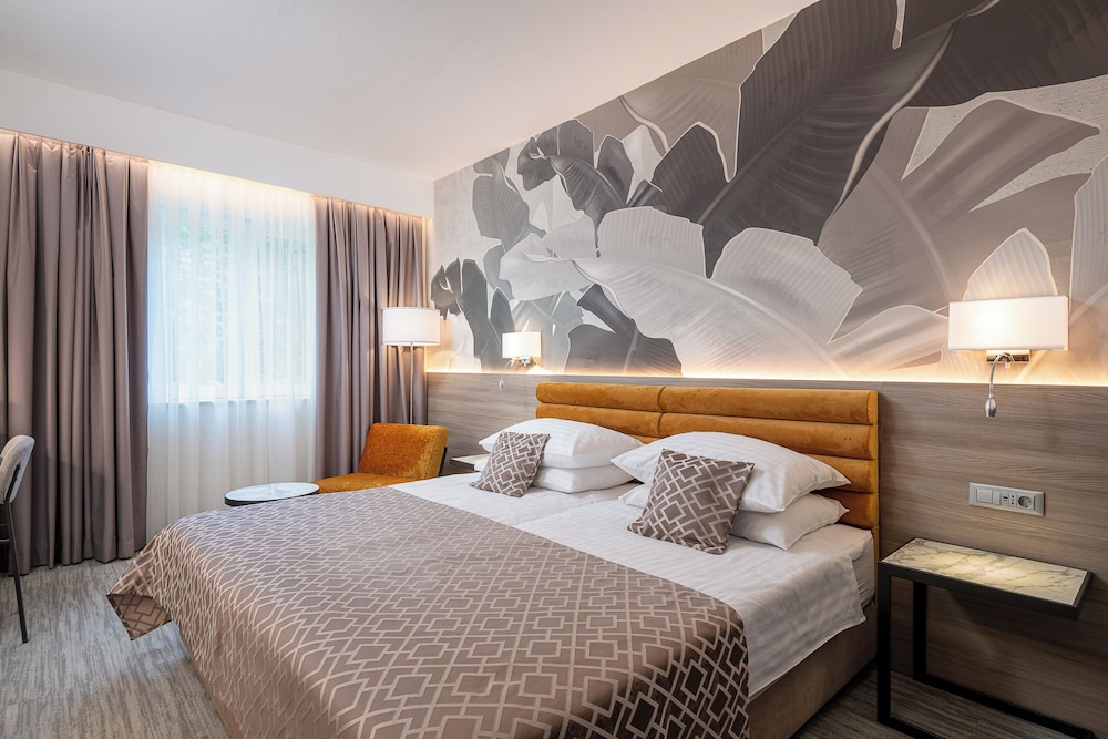 Hotel Ivka 15/50