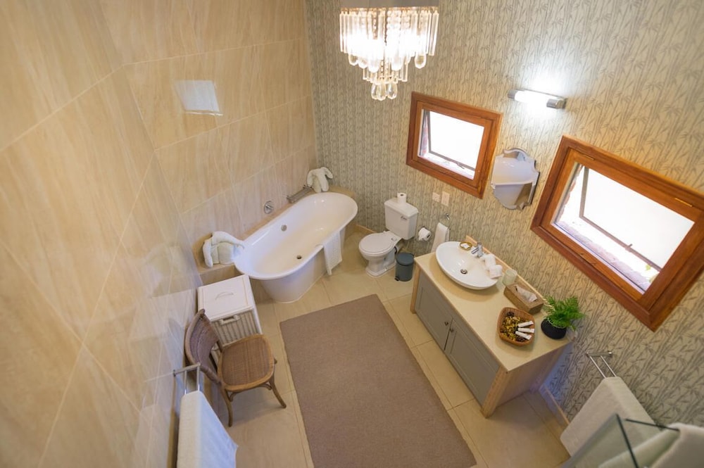 Lilayi Lodge 49/50