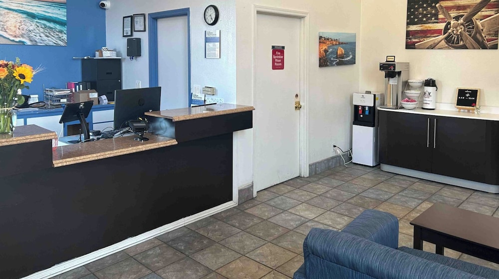 Studio6 Suites Cameron Park, CA - Folsom 10/40