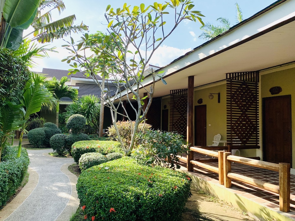 Phuvara Boutique Aonang 27/75