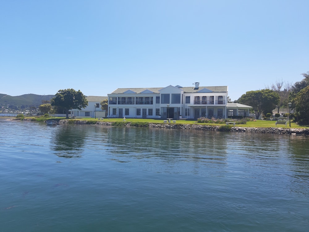 St James Of Knysna 43/50