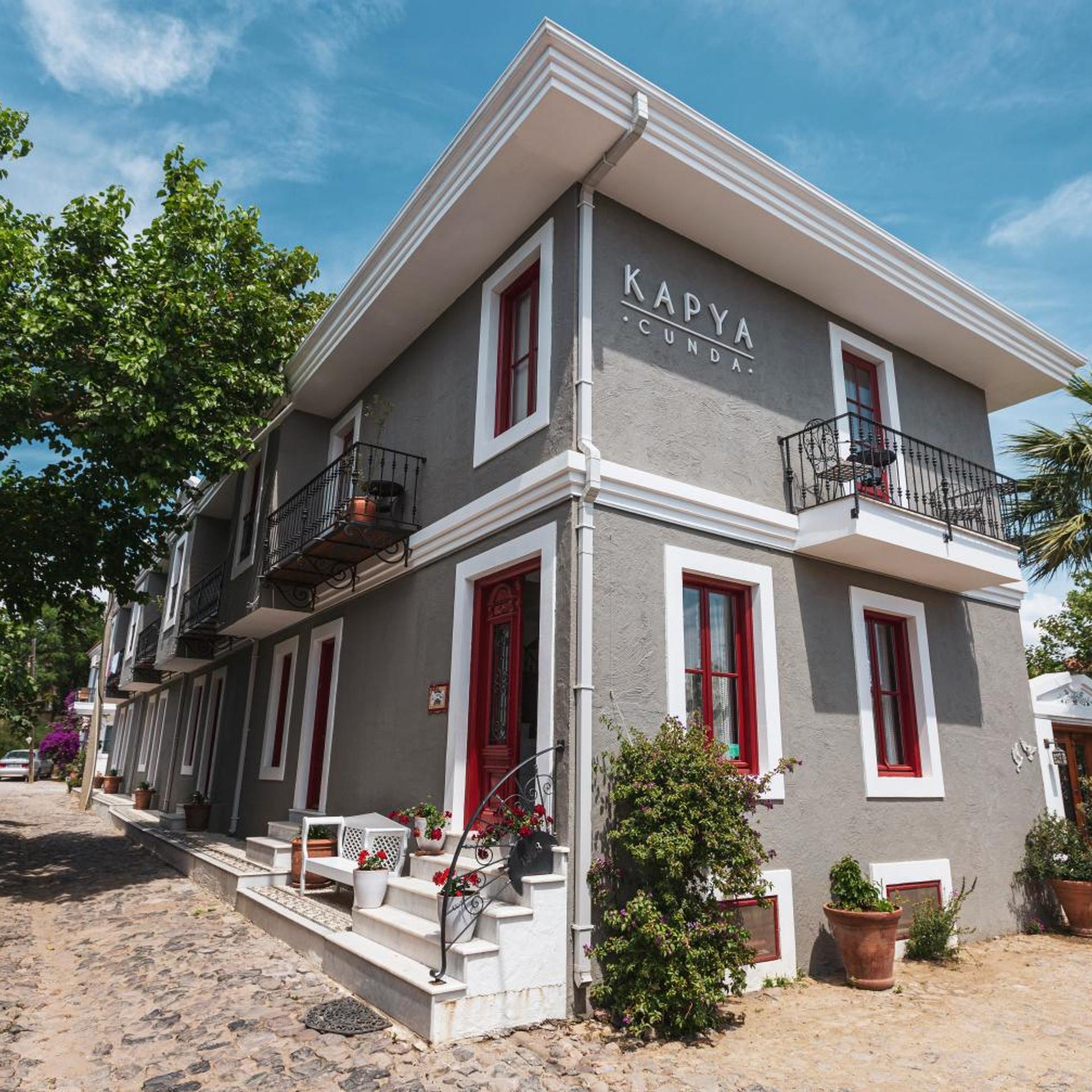 Kapya Hotel 1/50