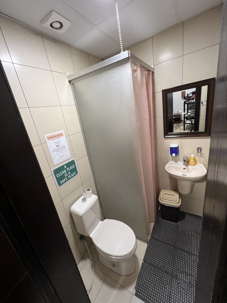 Sydney Hotel 41/41