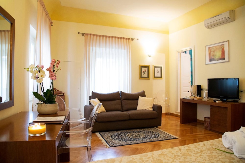Residenza Dei Capitani 19/43