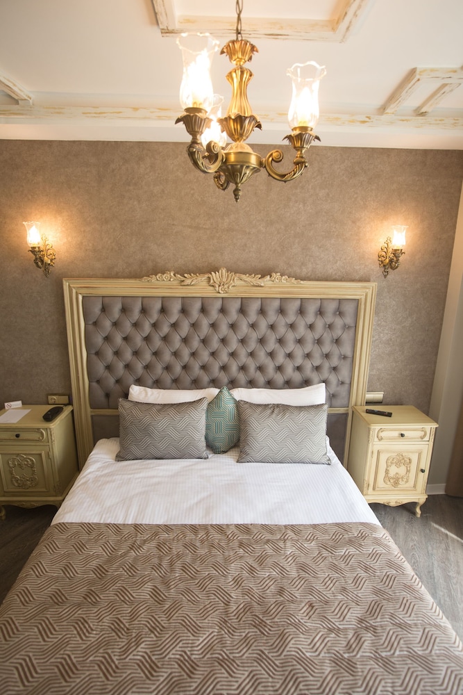 Idylle Hotel 23/74