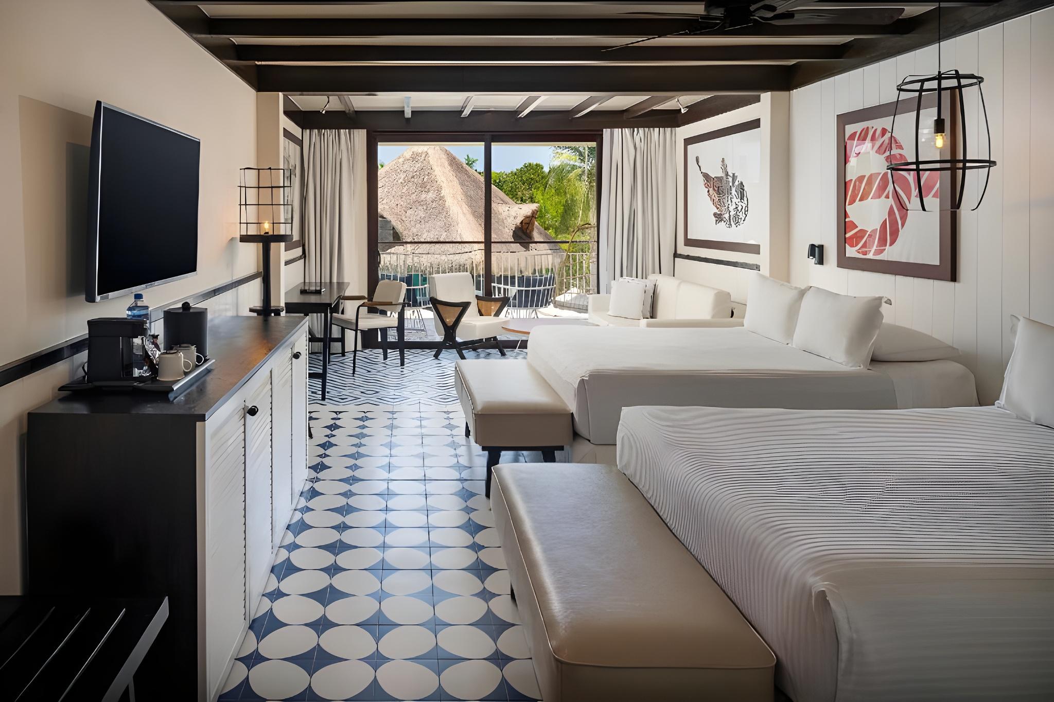 El Beso, Junior Suite, Pool View