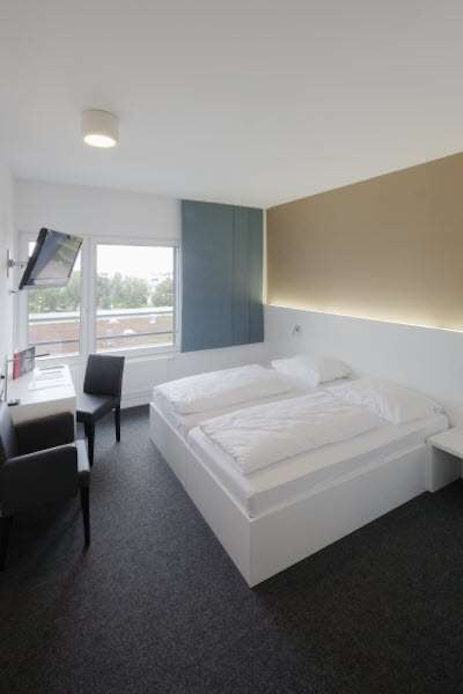 MK HOTEL STUTTGART 4/16