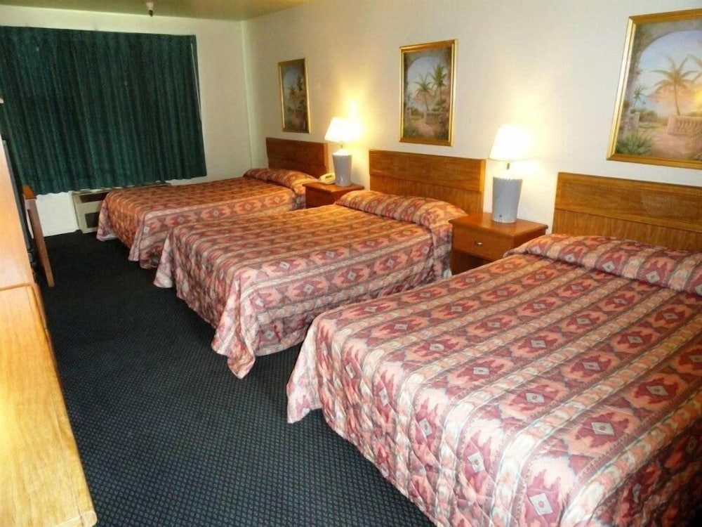 Applegate Inn 18/35