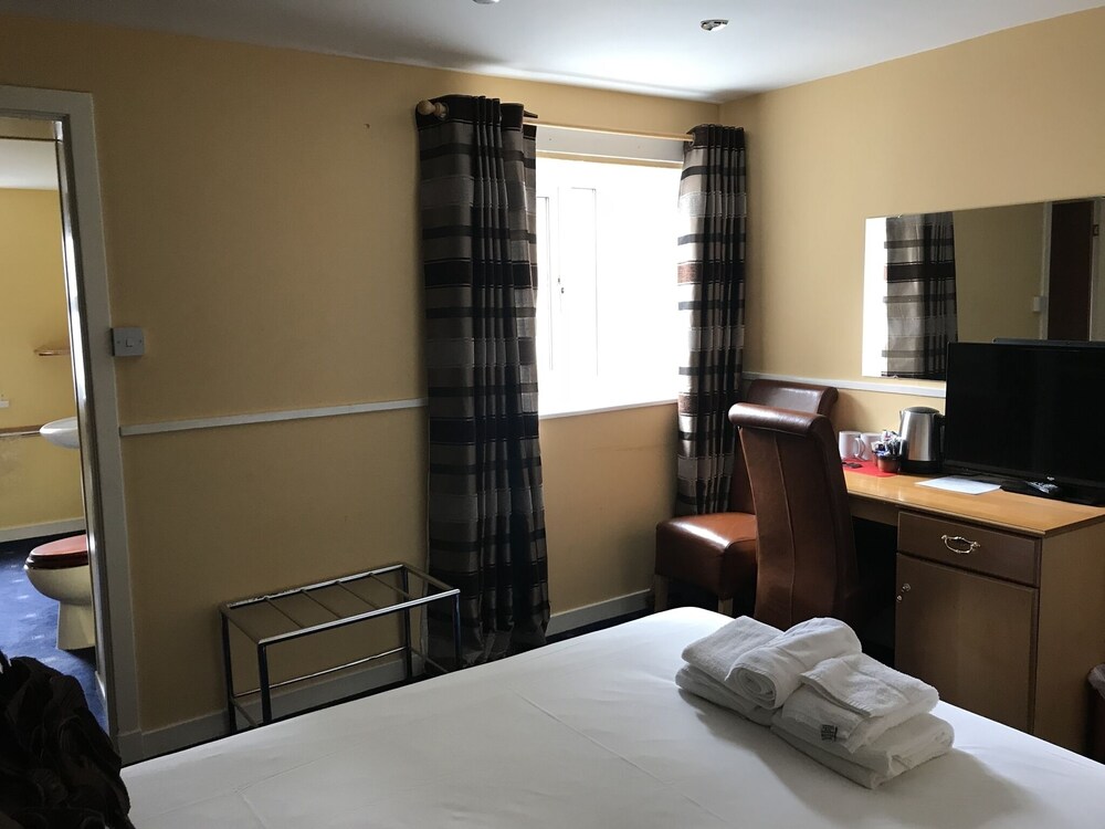 The Old Coach House Hotel 7/33