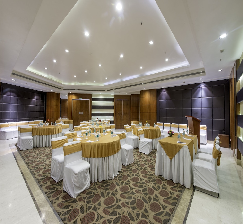 Sarovar Portico Jaipur 58/66