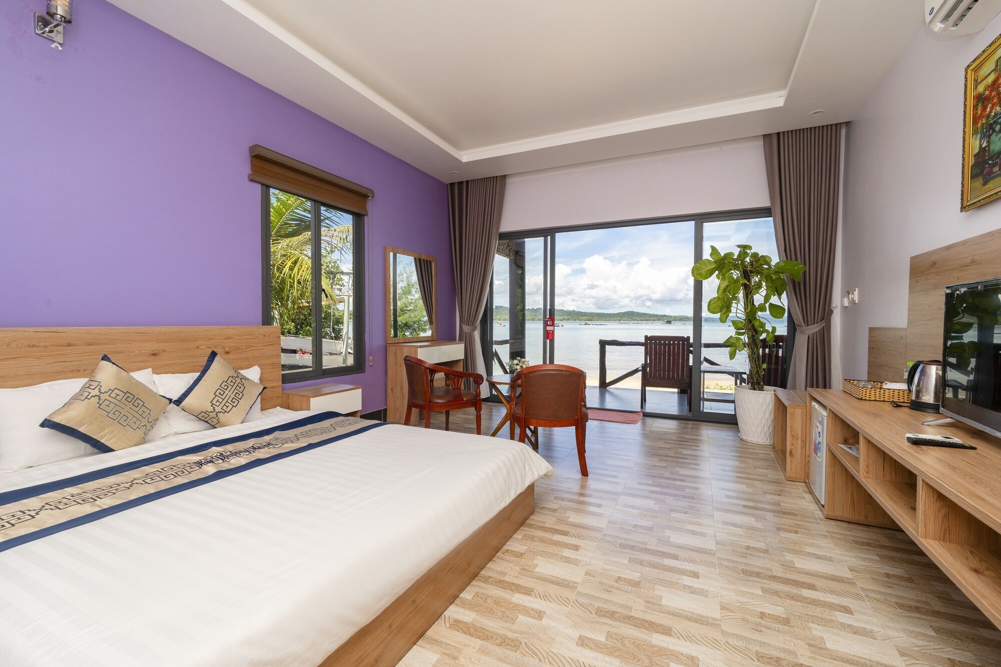 bungalow, sea view