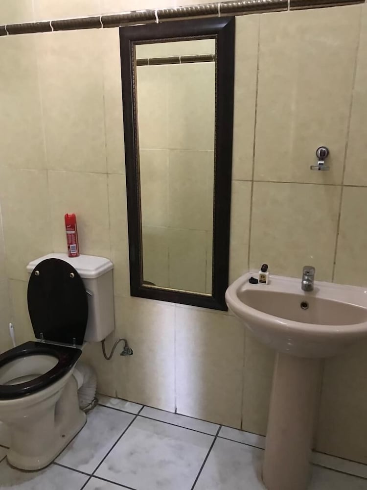 The Times Lodge 13/15