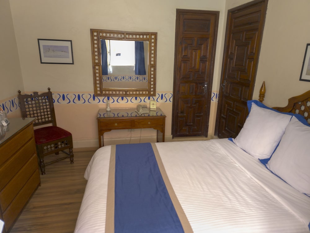 HOTEL POSADA SANTA FE 20/50