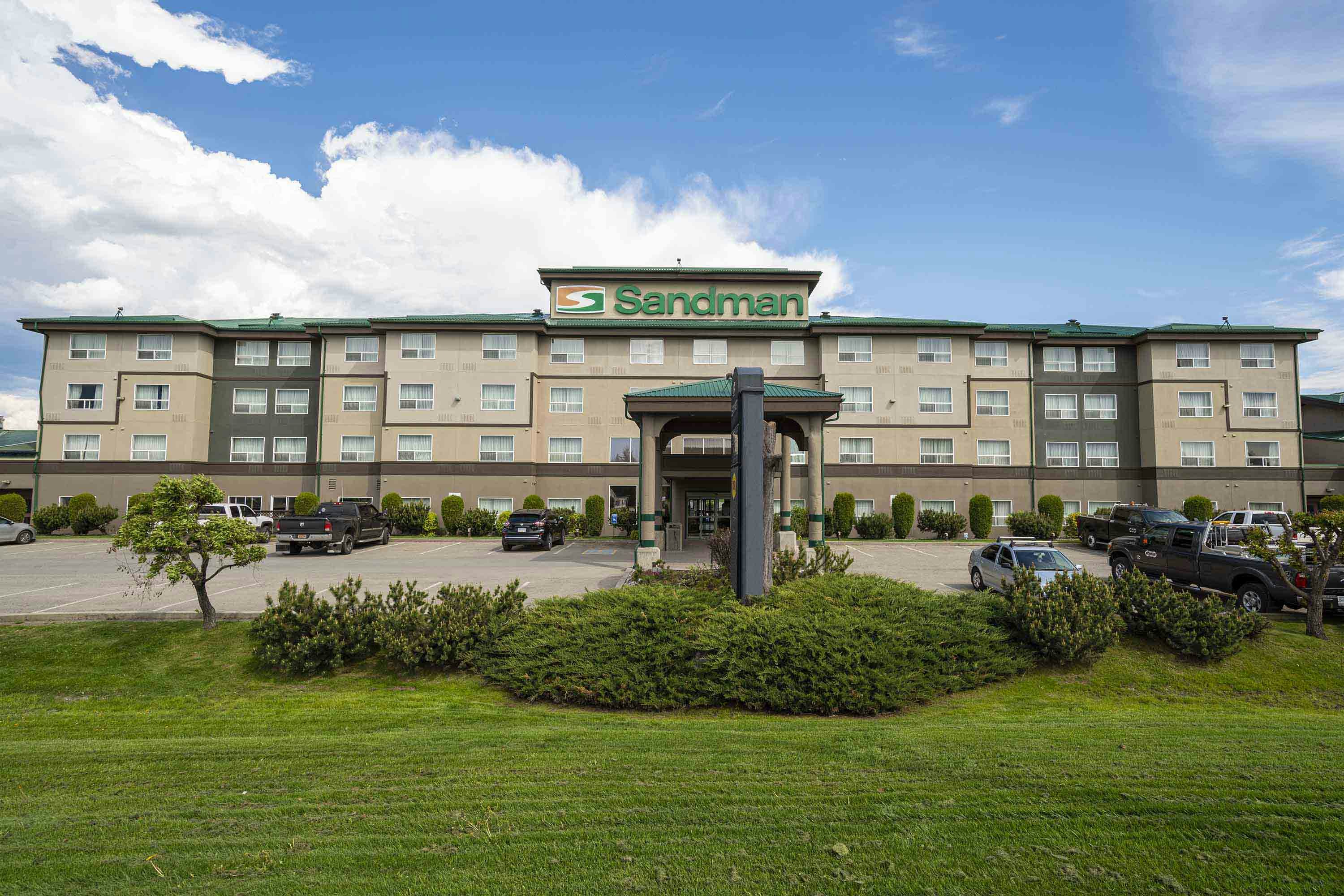 Sandman Hotel Quesnel 3/16