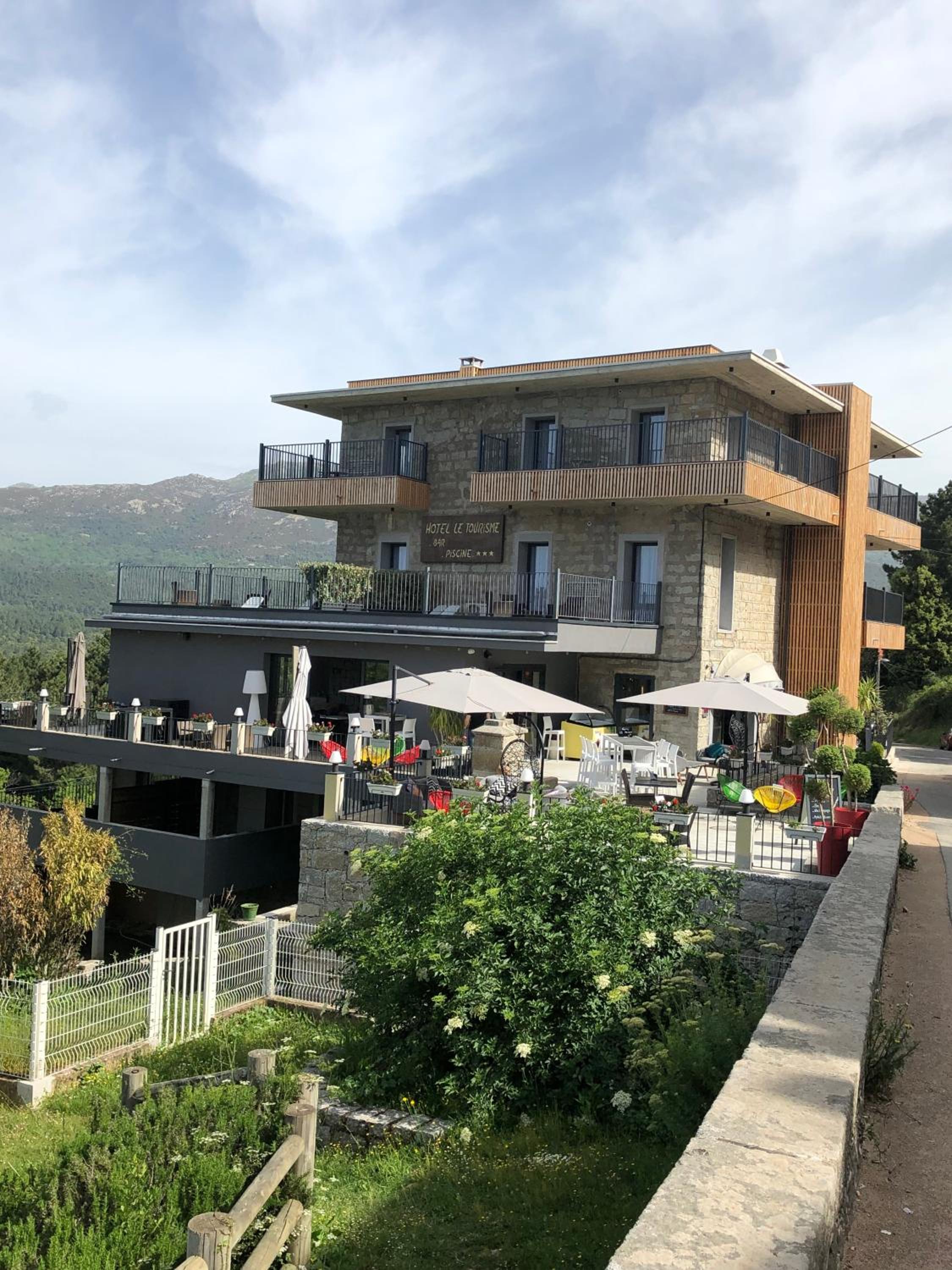Hotel Le Tourisme 11/63
