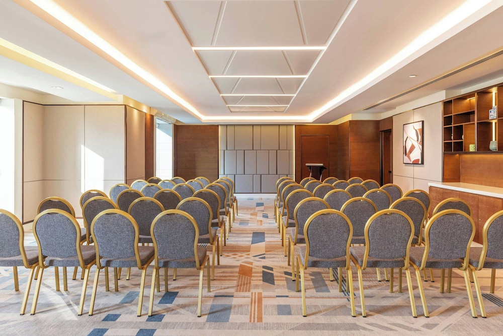 Sheraton The Walk, Dubai 34/48