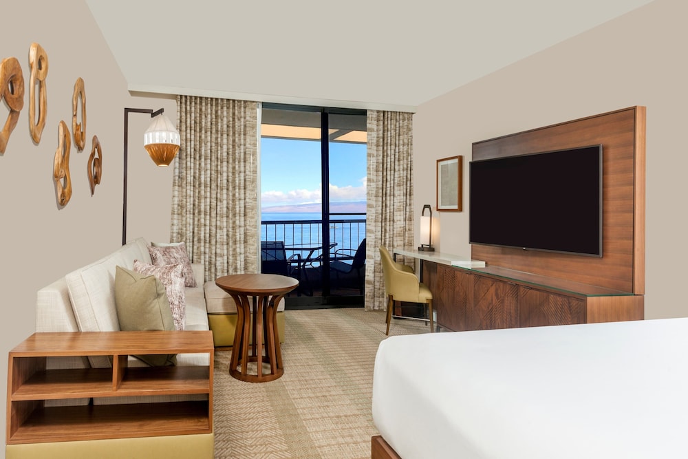 Club, King Bed, Ocean Front, Sofa, Club Lounge Access