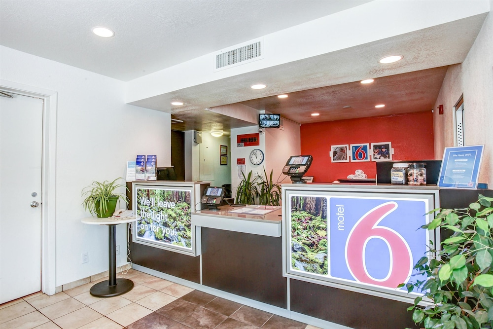 Motel6 Grants Pass, OR 7/44