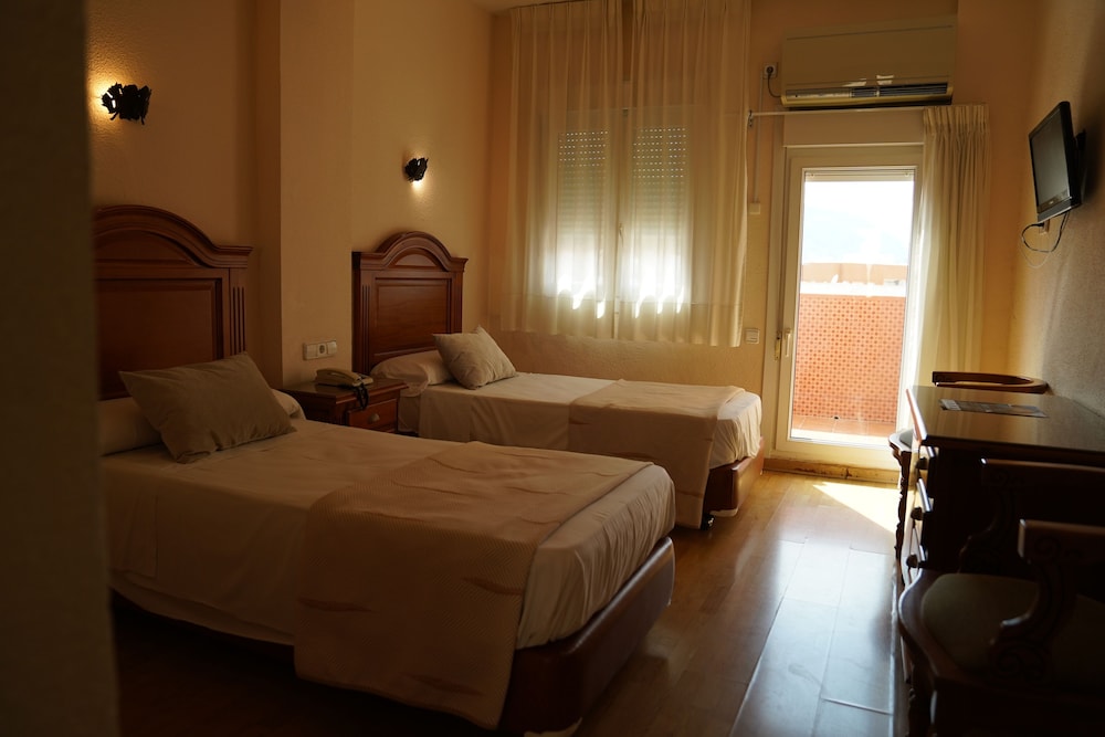 BALNEARIO SAN NICOLAS HOTEL 4/32