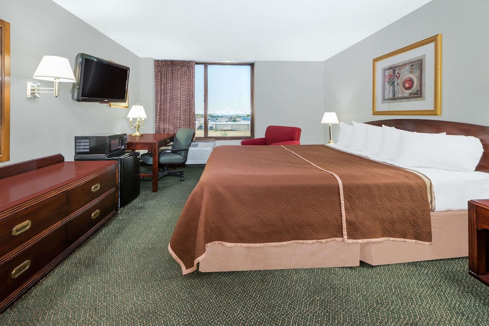 Days Inn by Wyndham Amarillo East 22/33
