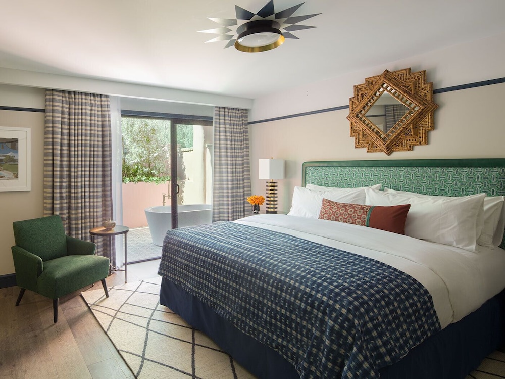 Junior Suite, King Bed