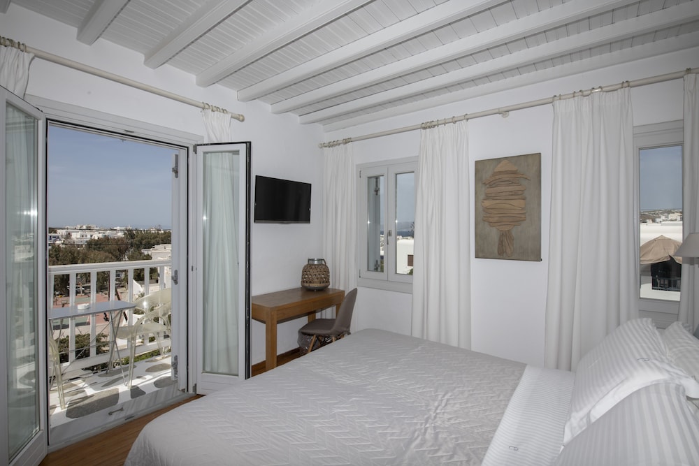 Elena Hotel 21/65