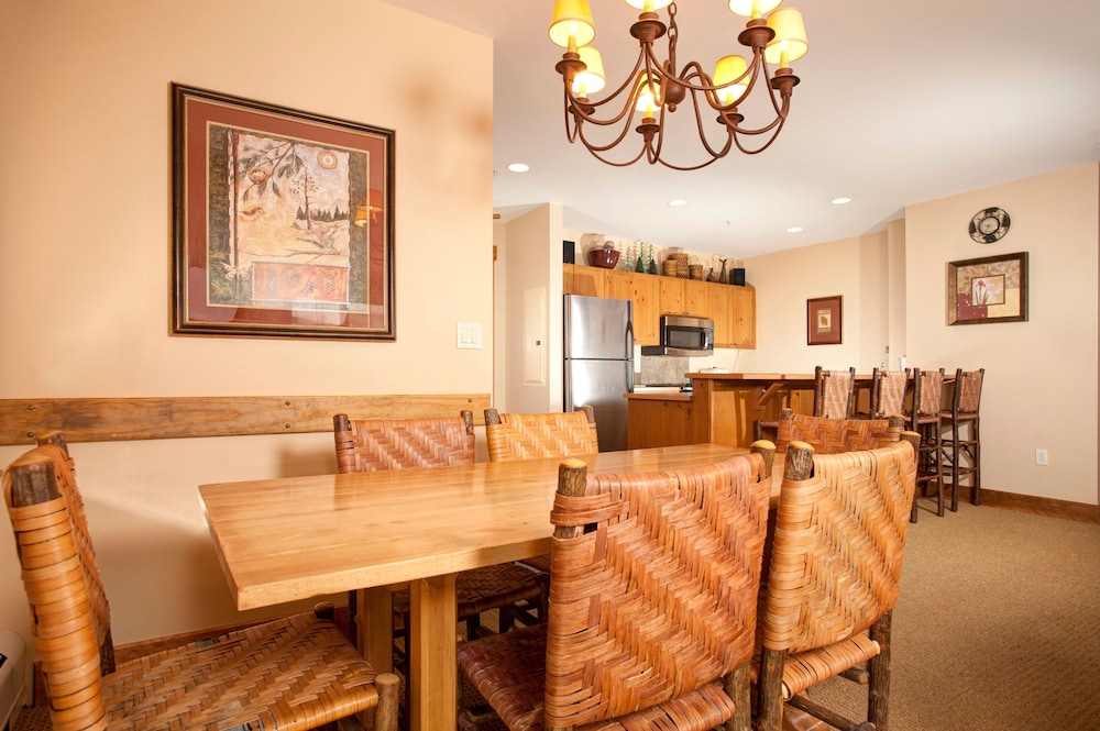 Springs 2 Bed 3 Bath Murphy 40/50