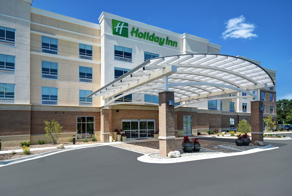 Holiday Inn Grand Rapids North 1/71