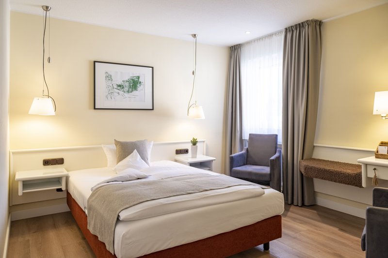 HOTEL DEUTSCHER HOF 4/10