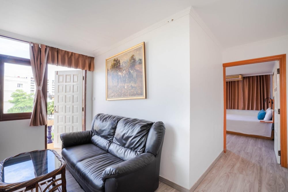 Shagwell Mansions Pattaya 53/64