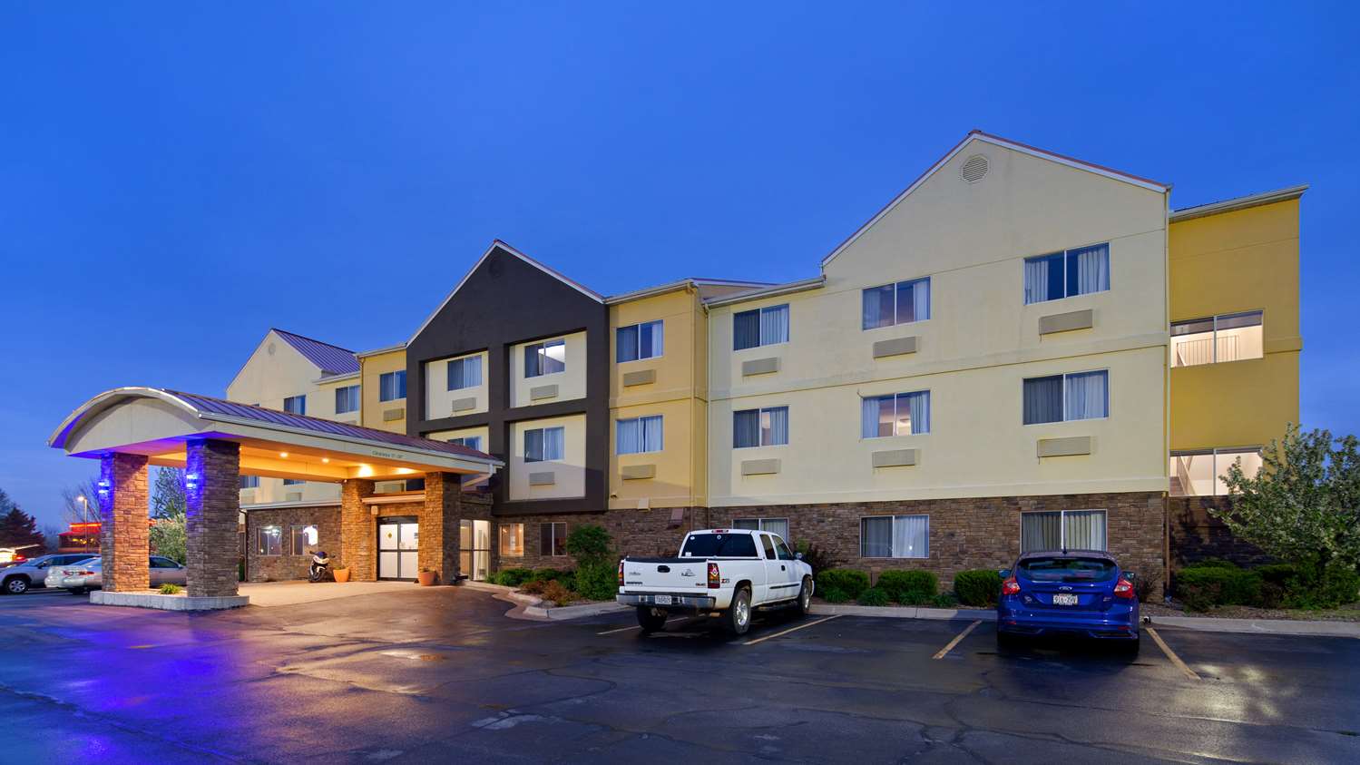 Best Western Pearl City Inn 33/33