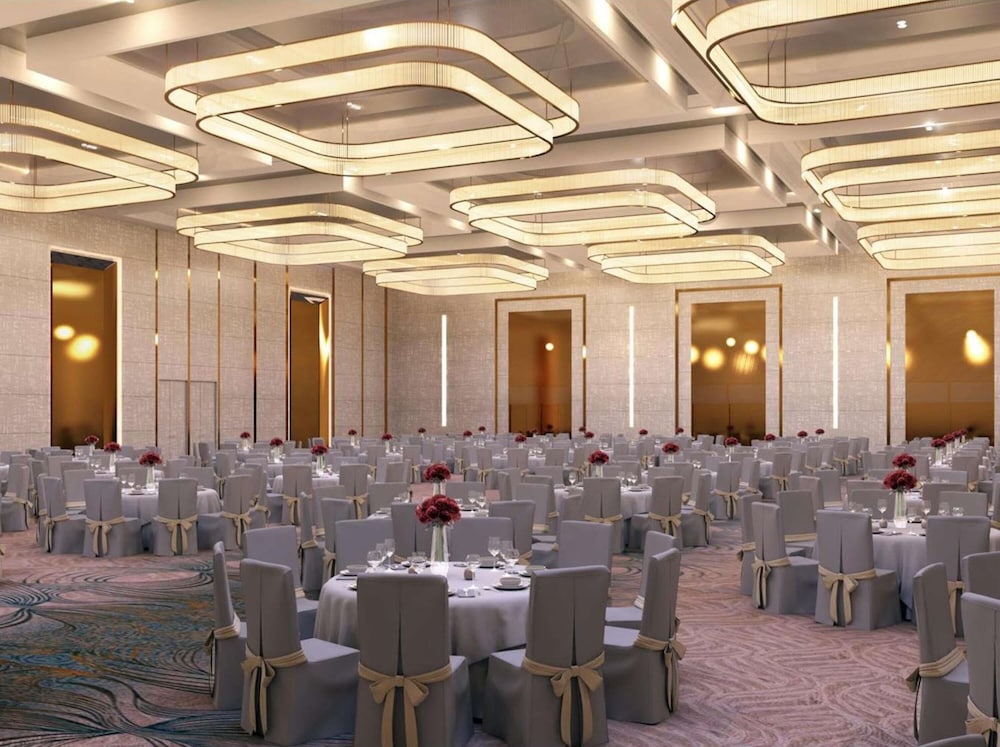 Pullman Ninh Binh 57/63