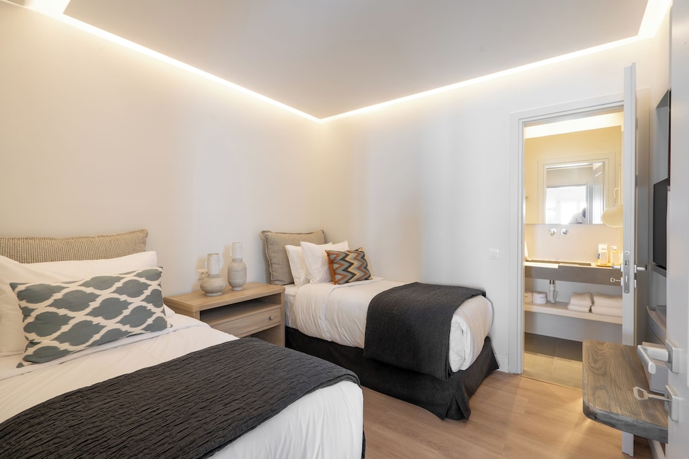 Nero, Suite, Twin Beds, King Bed, Sea View, Sofa, with Pool