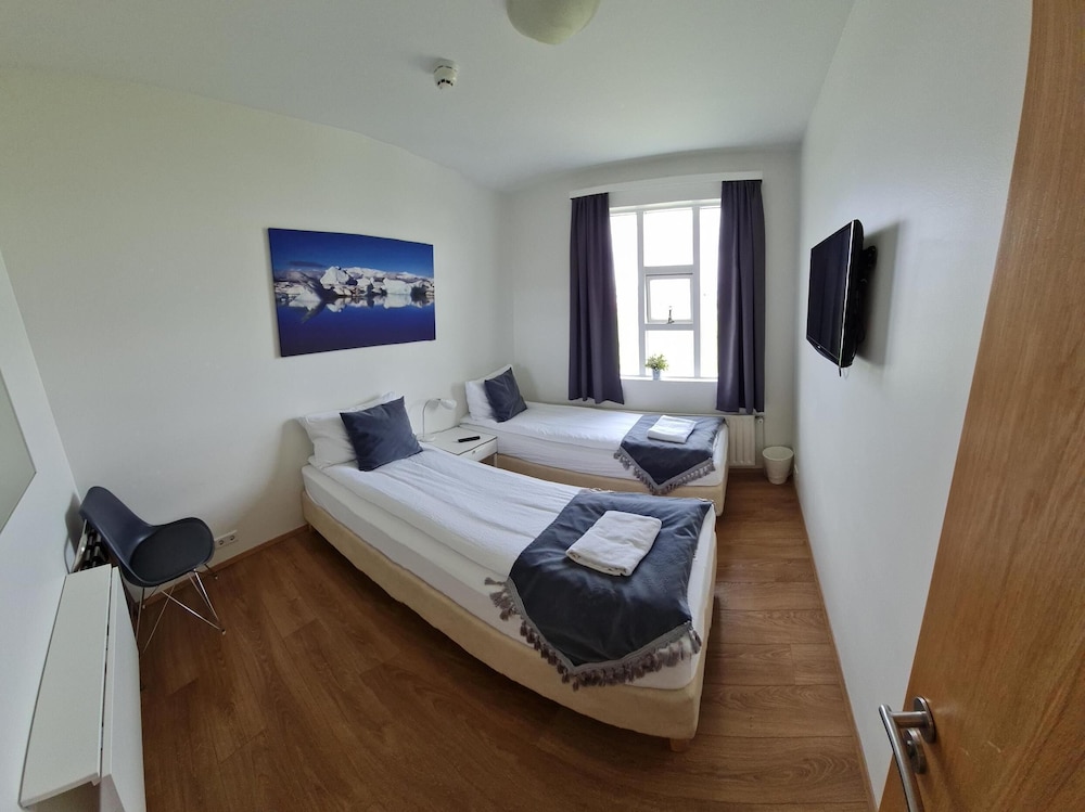 Höfn Guesthouse 4/26