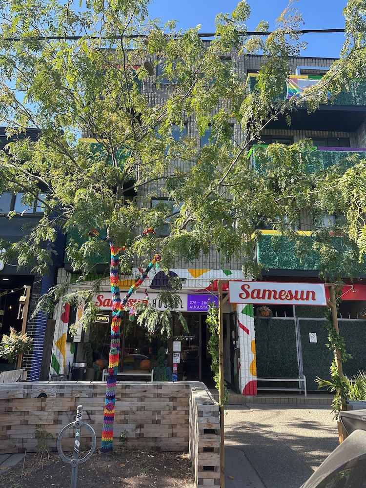 Samesun Toronto 31/40